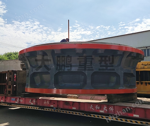 豸